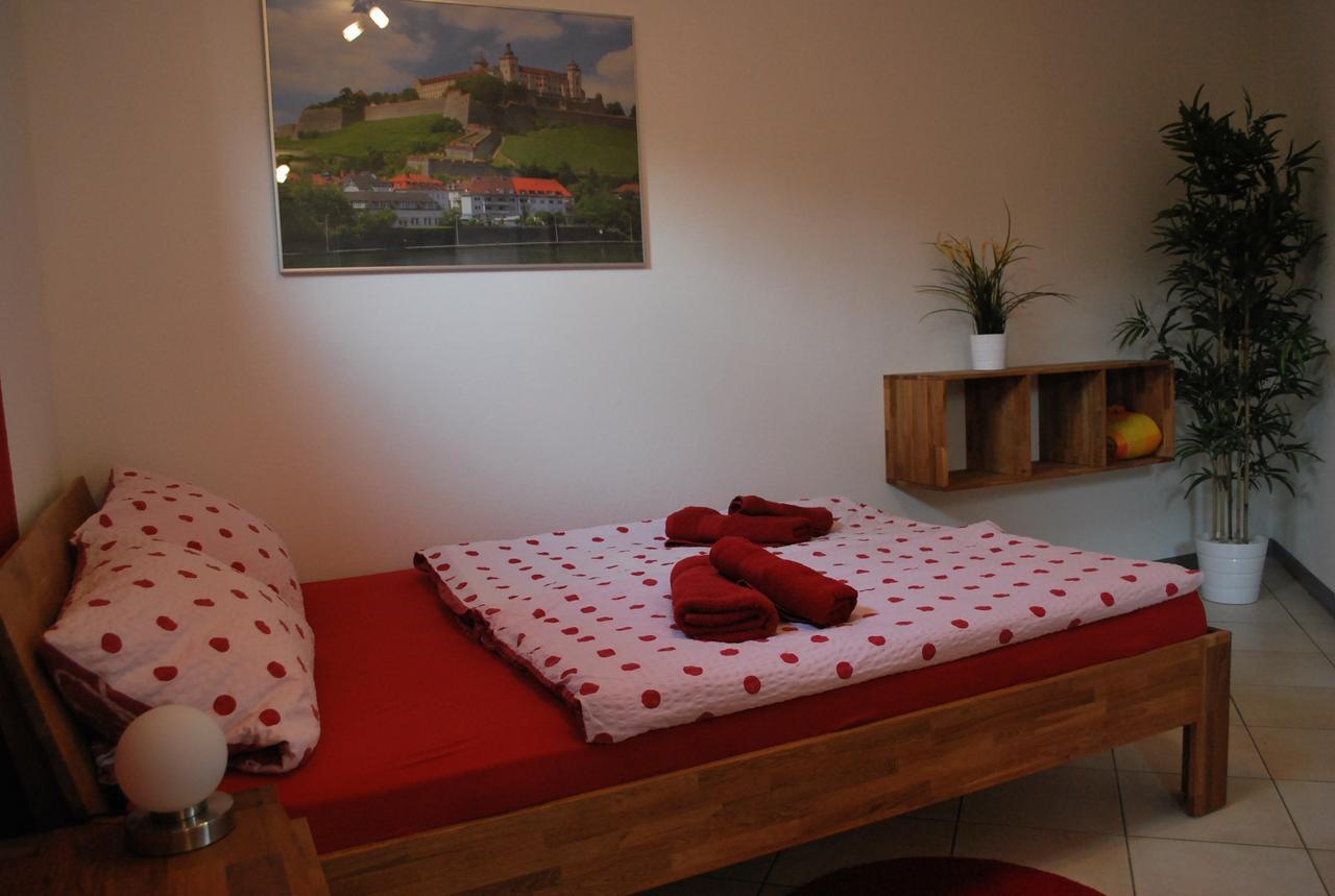 Ferienwohnung Am Mainradweg - Beuerlein Martin Kolitzheim Esterno foto